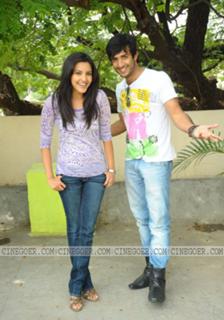 Priya Anand feet photo thumbnail