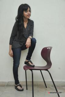 Priya Banerjee feet photo 4