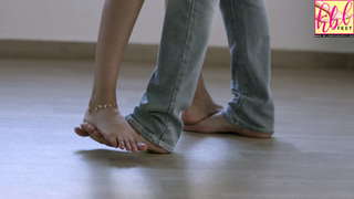 Priya Banerjee feet photo 18