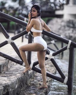 Priya Banerjee feet photo 4