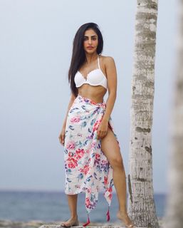 Priya Banerjee feet photo 4