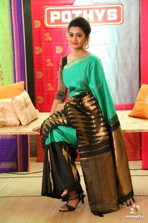 Priya Bhavani Shankar feet photo 20