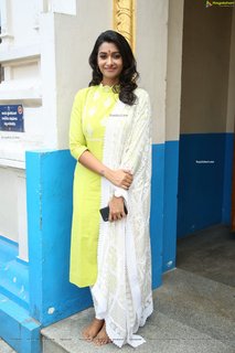 Priya Bhavani Shankar feet photo 7