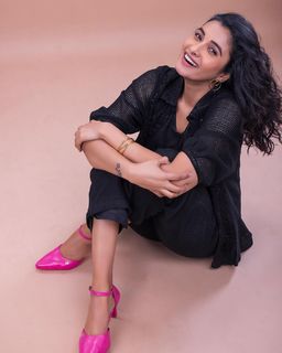 Priya Bhavani Shankar feet photo 11