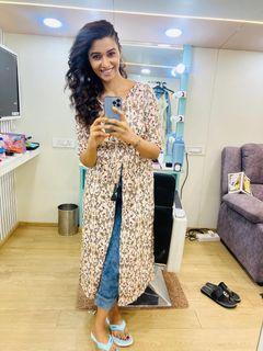 Priya Bhavani Shankar feet photo 14