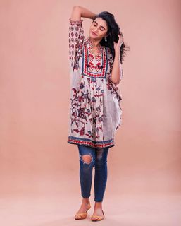 Priya Bhavani Shankar feet photo 13