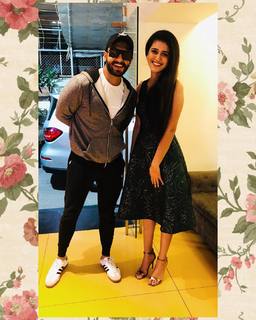 Priya Prakash Varrier feet photo thumbnail