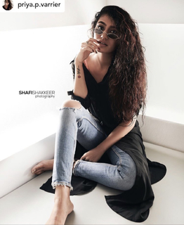 Priya Prakash Varrier feet photo thumbnail