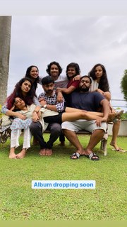 Priya Prakash Varrier feet photo thumbnail