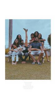 Priya Prakash Varrier feet photo thumbnail