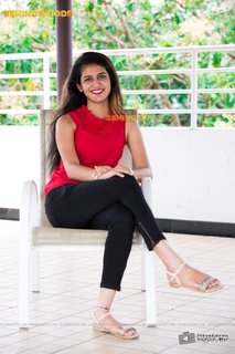 Priya Prakash Varrier feet photo thumbnail
