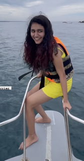 Priya Prakash Varrier feet photo thumbnail