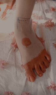 Priya Prakash Varrier feet photo thumbnail