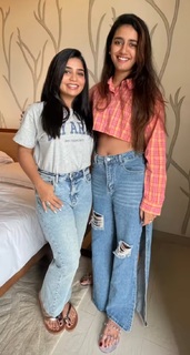 Priya Prakash Varrier feet photo thumbnail