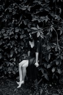 Priya Prakash Varrier feet photo thumbnail