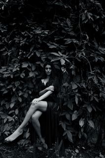 Priya Prakash Varrier feet photo thumbnail