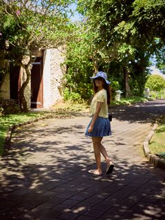 Priya Prakash Varrier feet photo thumbnail