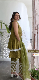 Priyal Gor feet photo 16