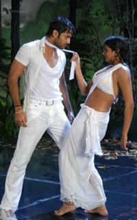 Priyamani feet photo thumbnail