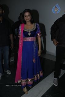 Priyamani feet photo thumbnail