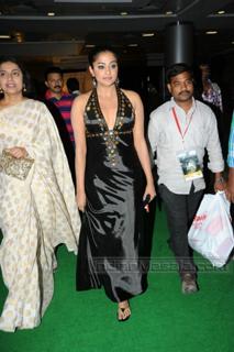 Priyamani feet photo thumbnail