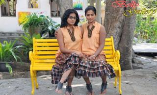 Priyamani feet photo thumbnail