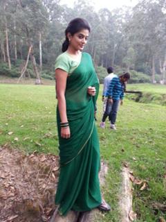 Priyamani feet photo thumbnail