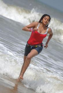 Priyamani feet photo thumbnail