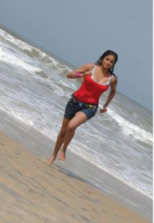 Priyamani feet photo thumbnail