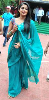 Priyamani feet photo thumbnail