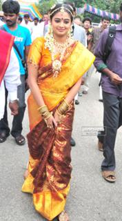 Priyamani feet photo thumbnail