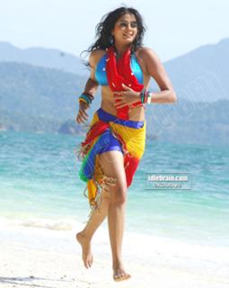 Priyamani feet photo thumbnail