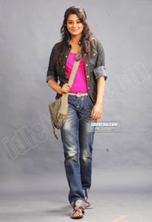 Priyamani feet photo thumbnail