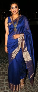 Priyamani feet photo thumbnail