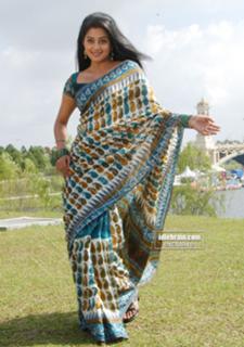 Priyamani feet photo thumbnail