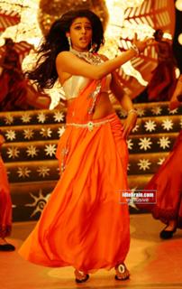 Priyamani feet photo thumbnail