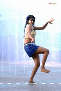 Priyamani feet photo thumbnail