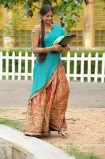 Priyamani feet photo thumbnail