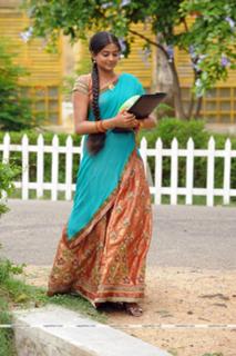 Priyamani feet photo thumbnail