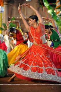 Priyamani feet photo thumbnail