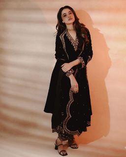 Priyanka Arulmohan feet photo 19