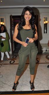 Priyanka Chopra Jonas feet photo thumbnail