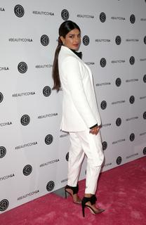 Priyanka Chopra Jonas feet photo thumbnail