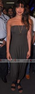 Priyanka Chopra Jonas feet photo thumbnail