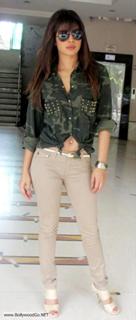 Priyanka Chopra Jonas feet photo thumbnail