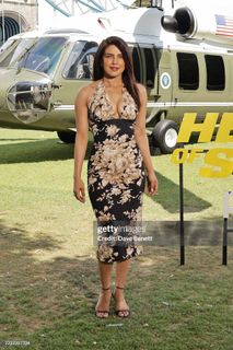 Priyanka Chopra Jonas feet photo thumbnail