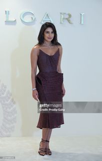 Priyanka Chopra Jonas feet photo thumbnail