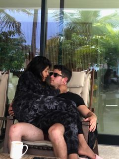 Priyanka Chopra Jonas feet photo 12