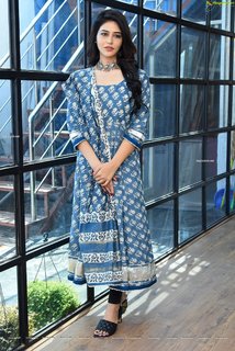 Priyanka Jawalkar feet photo 4