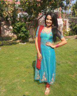 Priyanka Karki feet photo 11